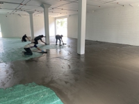 S__5521584.jpg - งานบริการเคลือบพื้น Epoxy พื้น PU โรงงาน ห้องผลิตสนามกีฬา | https://baiboonpower.com